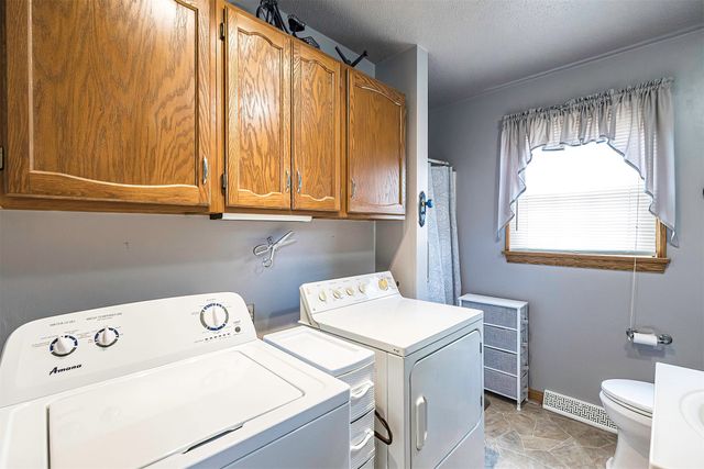 2702 WASHINGTON Avenue, Erie, PA 16508