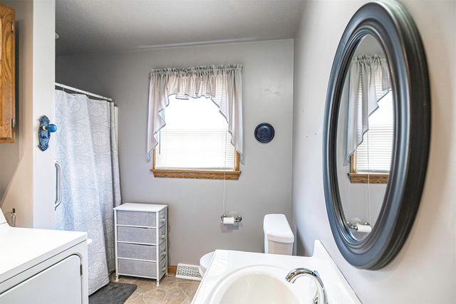 2702 WASHINGTON Avenue, Erie, PA 16508