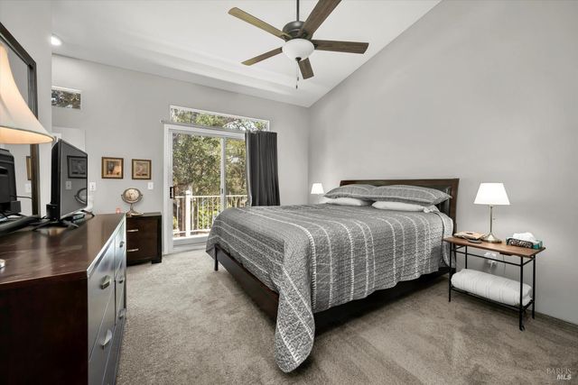 18278 N Shore Dr, Hidden Valley Lake, CA 95467