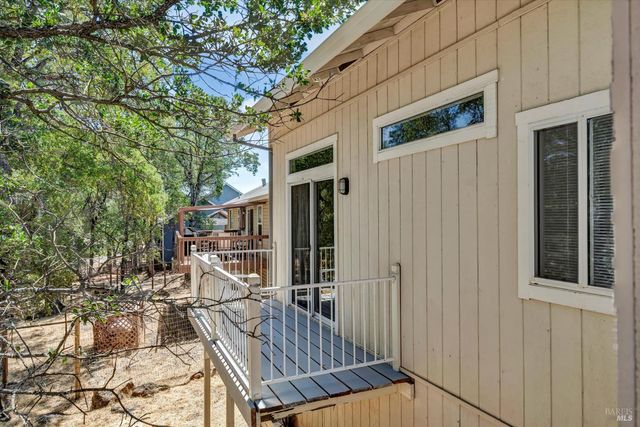 18278 N Shore Dr, Hidden Valley Lake, CA 95467