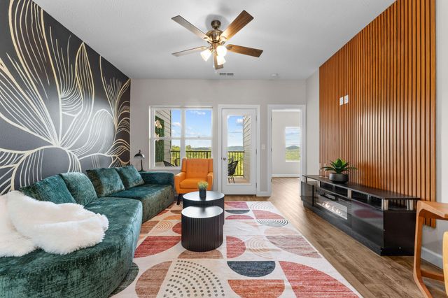 3009 N Vineyards Terrace 2, Branson, MO 65616