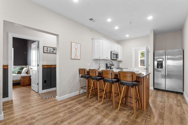 3009 N Vineyards Terrace 2, Branson, MO 65616