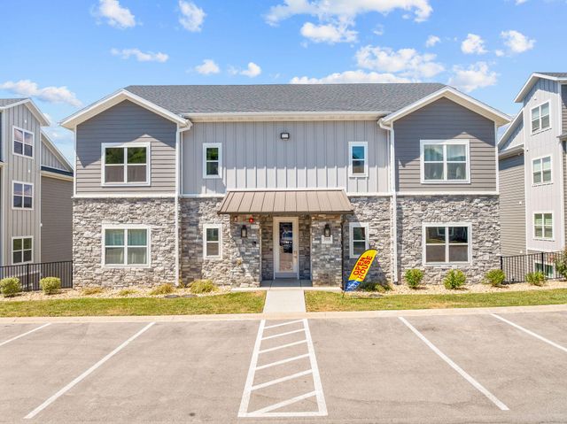 3009 N Vineyards Terrace 2, Branson, MO 65616