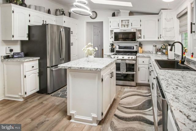 106 CARL AVE, Monroeville, NJ 08343