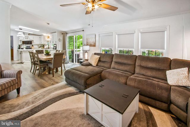 106 CARL AVE, Monroeville, NJ 08343