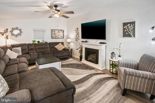 106 CARL AVE, Monroeville, NJ 08343