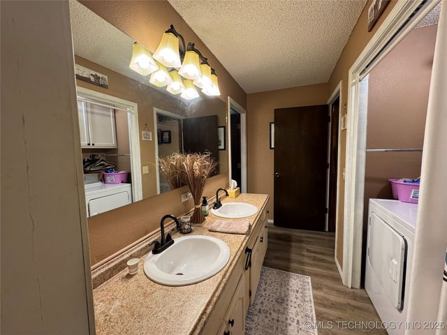 2007 Mockingbird Lane, Mcalester, OK 74501