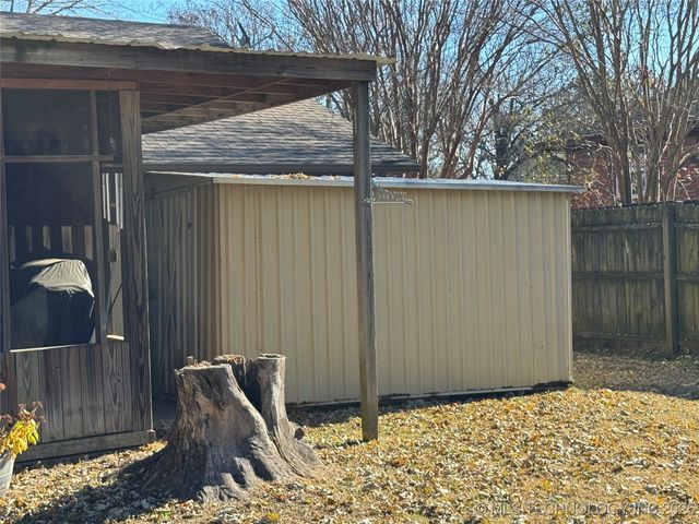 2007 Mockingbird Lane, Mcalester, OK 74501