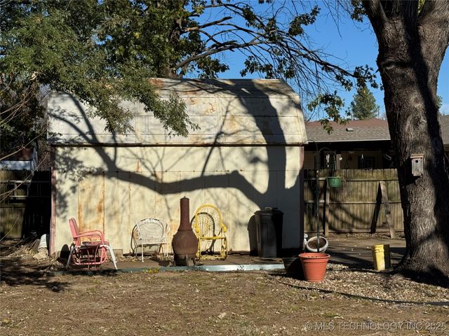 2007 Mockingbird Lane, Mcalester, OK 74501