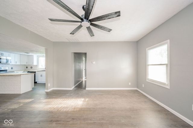 1107 Clinton Avenue, Alexandria, IN 46001