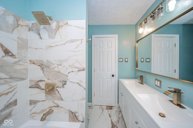 1107 Clinton Avenue, Alexandria, IN 46001