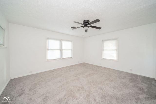 1107 Clinton Avenue, Alexandria, IN 46001