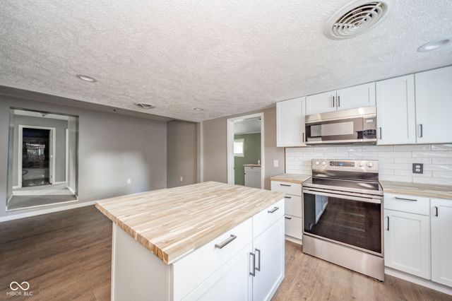 1107 Clinton Avenue, Alexandria, IN 46001