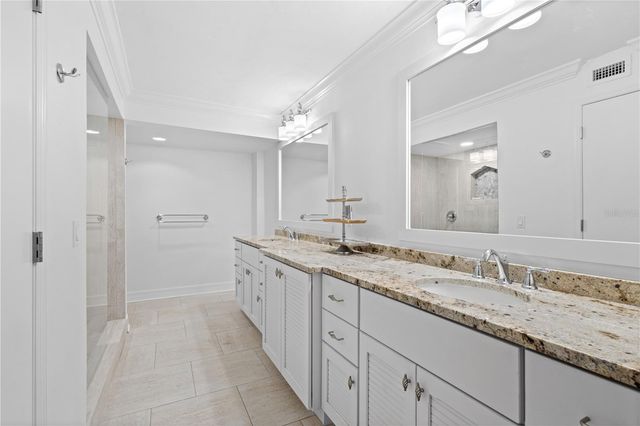 5880 MIDNIGHT PASS ROAD 804, Sarasota, FL 34242