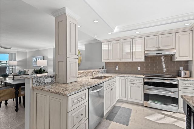 5880 MIDNIGHT PASS ROAD 804, Sarasota, FL 34242