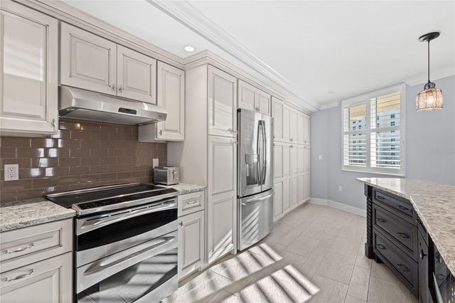 5880 MIDNIGHT PASS ROAD 804, Sarasota, FL 34242