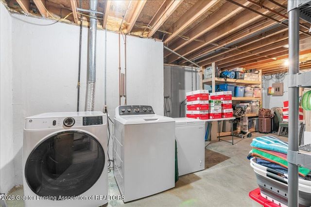 12534 Houghton Drive, Dewitt, MI 48820