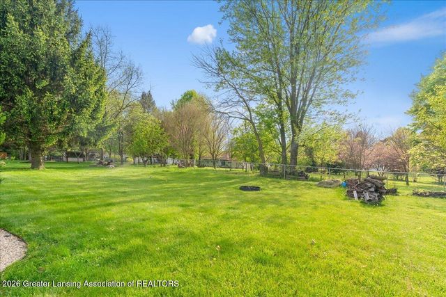 12534 Houghton Drive, Dewitt, MI 48820