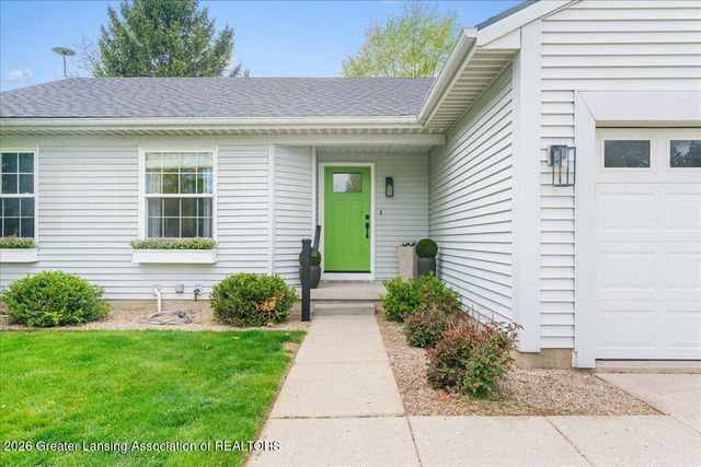 12534 Houghton Drive, Dewitt, MI 48820