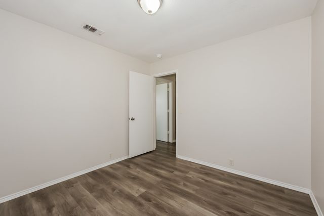 1925 Bodine Lane, Dallas, TX 75217