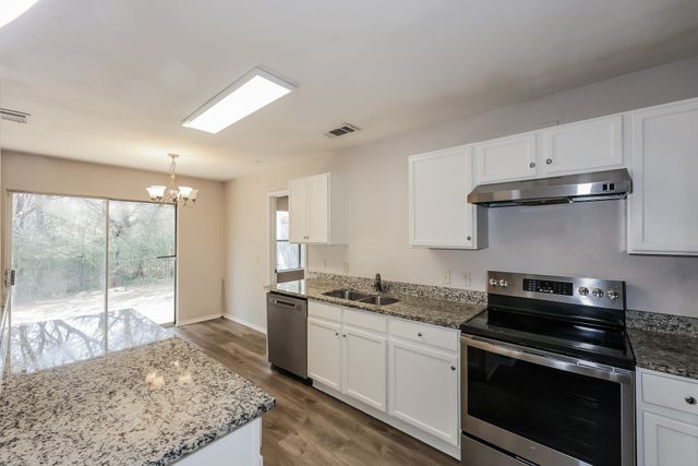 1925 Bodine Lane, Dallas, TX 75217