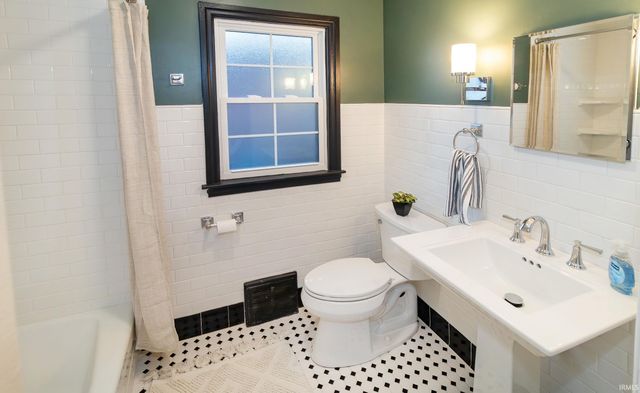 1451 Bellemeade Avenue, Evansville, IN 47714