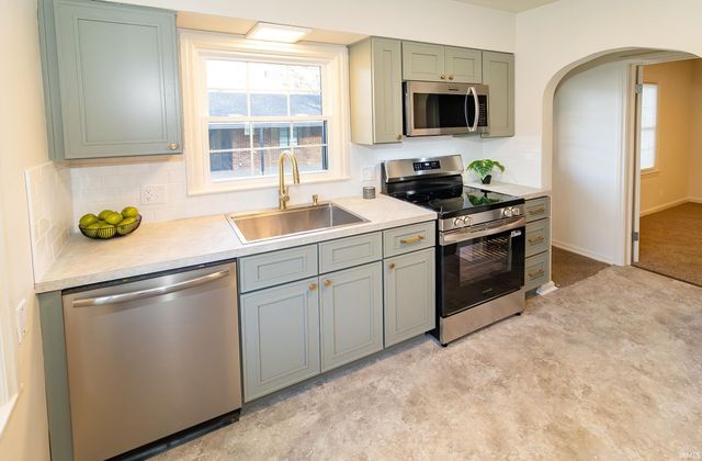 1451 Bellemeade Avenue, Evansville, IN 47714