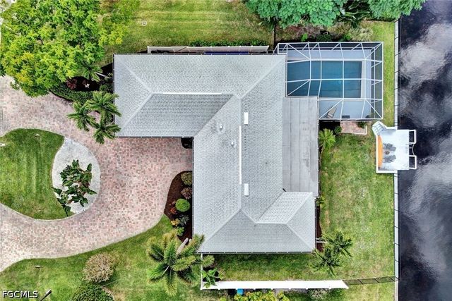 4232 SE 8th PL, Cape Coral, FL 33904