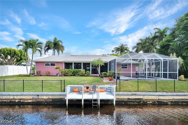 4232 SE 8th PL, Cape Coral, FL 33904