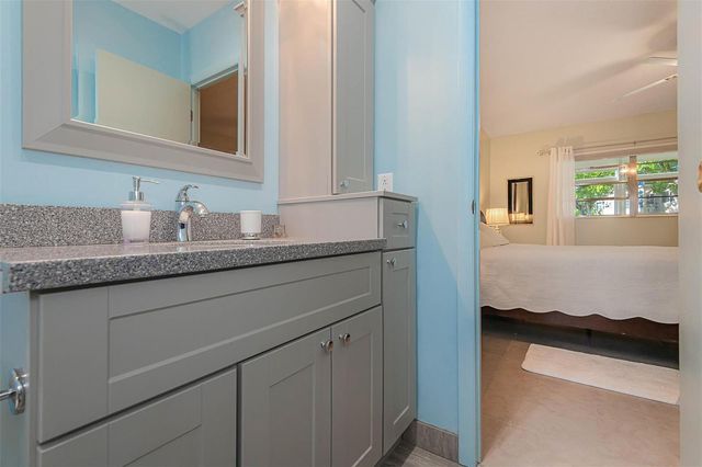 3431 NW 50th Avenue 104, Lauderdale Lakes, FL 33319