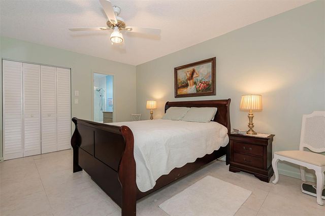 3431 NW 50th Avenue 104, Lauderdale Lakes, FL 33319