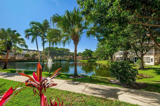 3431 NW 50th Avenue 104, Lauderdale Lakes, FL 33319