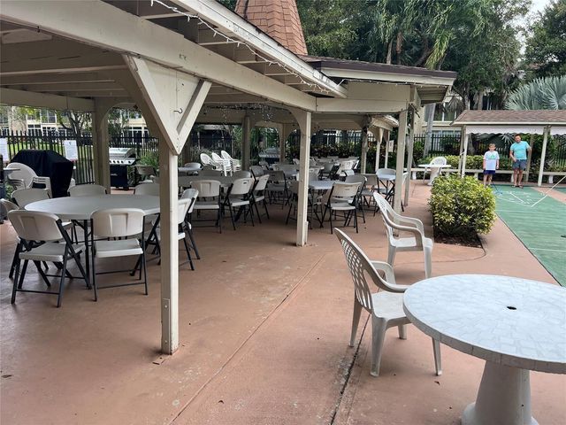 3431 NW 50th Avenue 104, Lauderdale Lakes, FL 33319
