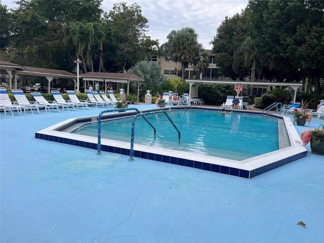 3431 NW 50th Avenue 104, Lauderdale Lakes, FL 33319