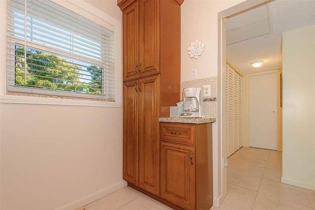 3431 NW 50th Avenue 104, Lauderdale Lakes, FL 33319