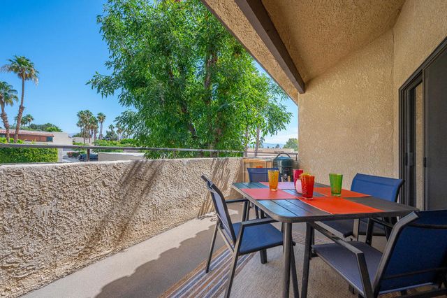 200 E Racquet Club Road 70, Palm Springs, CA 92262