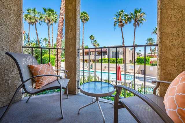 200 E Racquet Club Road 70, Palm Springs, CA 92262