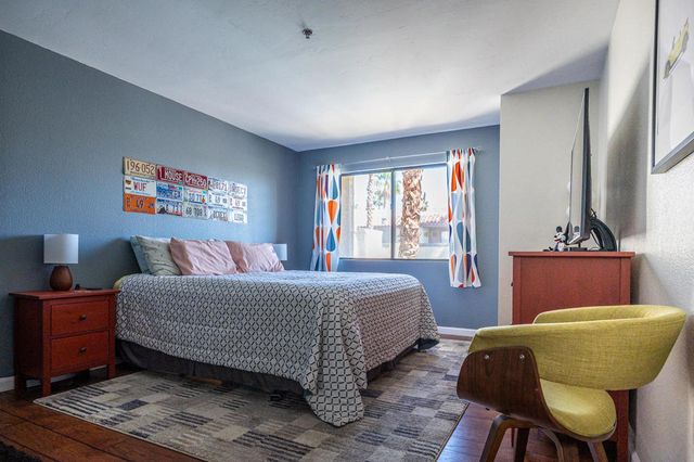 200 E Racquet Club Road 70, Palm Springs, CA 92262