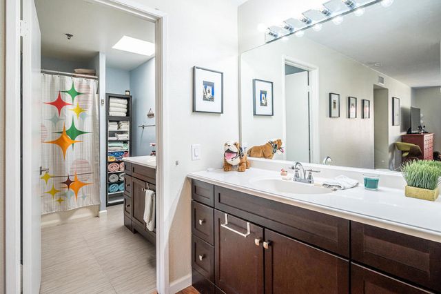 200 E Racquet Club Road 70, Palm Springs, CA 92262