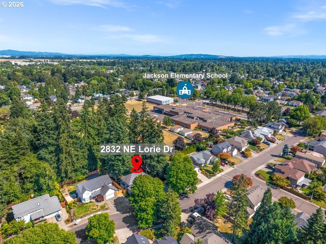 2832 Ne LORIE Dr, Hillsboro, OR 97124