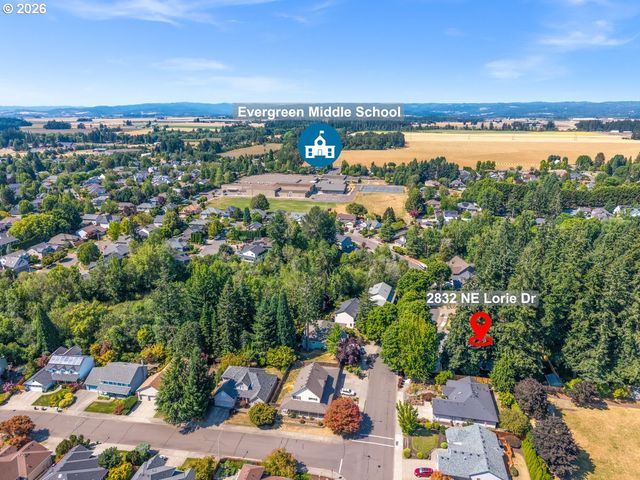 2832 Ne LORIE Dr, Hillsboro, OR 97124