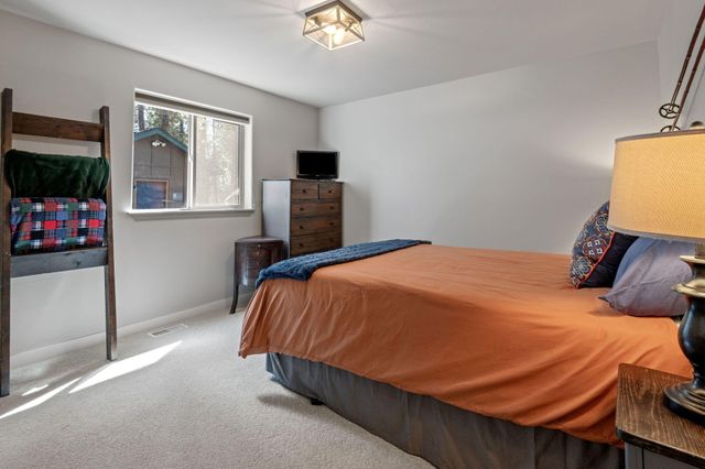 15375 Ponderosa Loop, La Pine, OR 97739