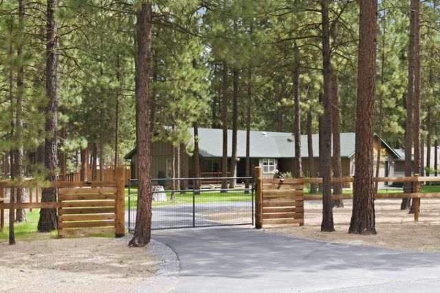 15375 Ponderosa Loop, La Pine, OR 97739
