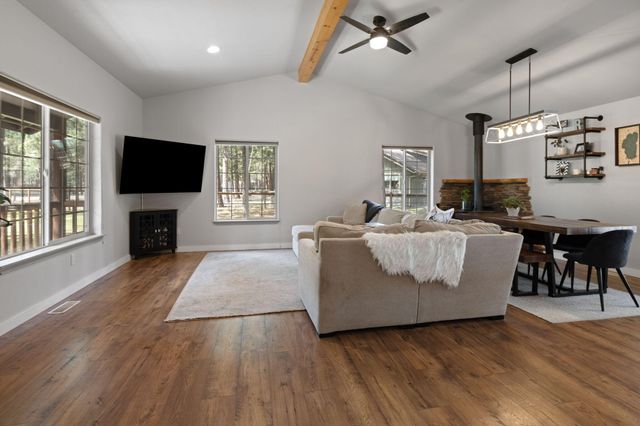15375 Ponderosa Loop, La Pine, OR 97739
