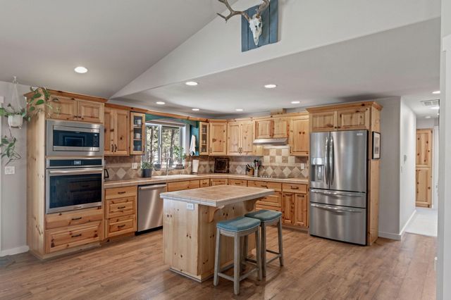 15375 Ponderosa Loop, La Pine, OR 97739