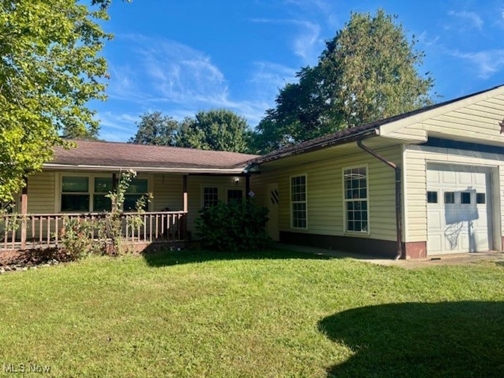 166 Pine Street, Washington, WV 26181