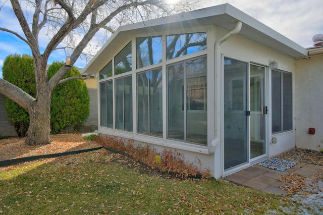 5316 Van Christopher Drive NE, Albuquerque, NM 87111
