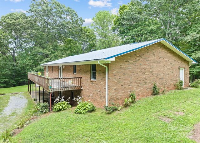 400 Sunset Heights, Canton, NC 28716