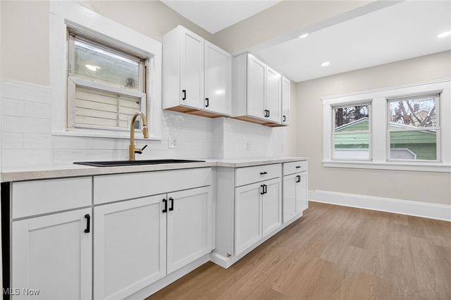 1477 E 174th Street, Cleveland, OH 44110