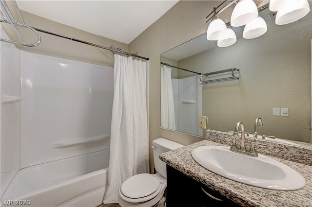 2080 Karen Avenue 20, Las Vegas, NV 89169